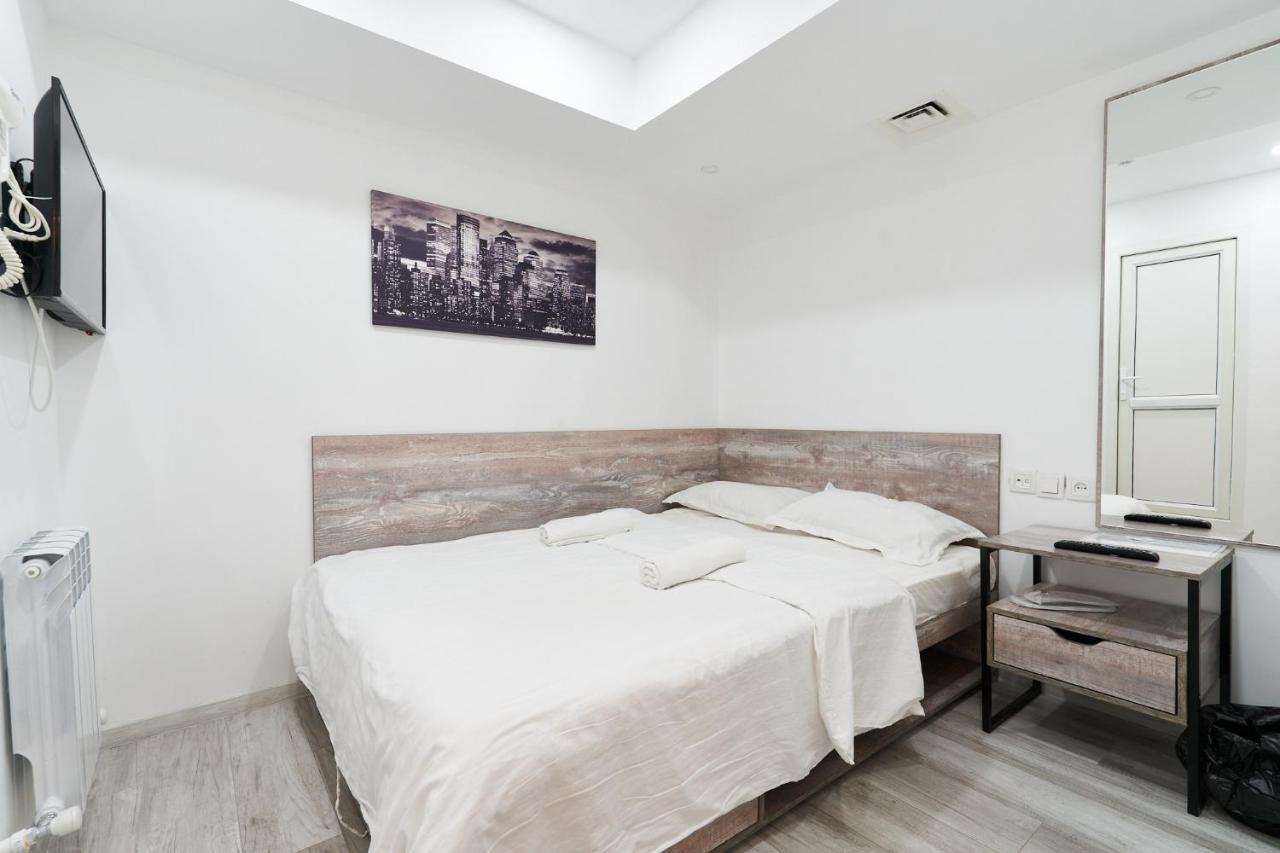7 Days Hotel Алматы Экстерьер фото